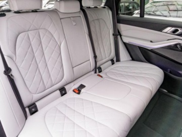 BMW X5 G05 SUV Facelifting 3.0 30d 298KM 2025 BMW X5 xDrive30d Sport Suv 2.0 (298KM) 2025, zdjęcie 17