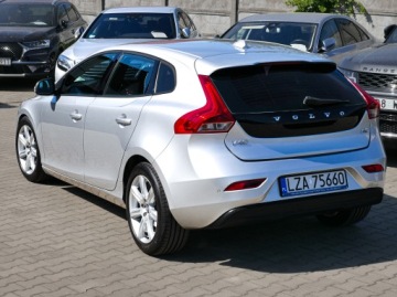 Volvo 2015 Volvo V40 115 koni Aut Ideał Spalanie 4l ON Ambiente 17” DVD parktroniki, zdjęcie 31