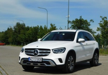 Mercedes GLC C253 SUV Facelifting 2.0 200d 163KM 2020 Mercedes-Benz GLC 4 Matic z Gwarancja Bezowa Skora 2.0 Diesel 163KM, zdjęcie 23