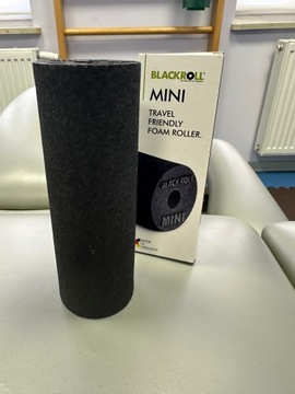 ВАЛИК ДЛЯ РАССЛАБЛЕНИЯ МЫШЦ ИКРОН СТОП РУК BLACKROLL MINI ROLLER ЧЕРНЫЙ