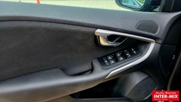 Volvo V40 II Hatchback Facelifting 2.0 D2 120KM 2017 Volvo V40 2,0 diesel 2.0 Diesel 120KM, zdjęcie 25