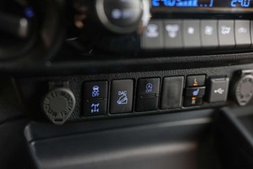 Toyota Hilux VIII Podwójna kabina Facelifting 2.8 D-4D 204KM 2024 Toyota Hilux 2.8 D-4D mHEV Double Cab Executive 4x4 aut 2.8 Diesel 204KM, zdjęcie 11