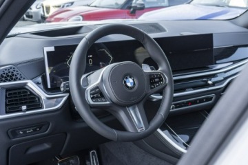 BMW X5 G05 SUV Facelifting 3.0 30d 298KM 2026 BMW X5 xDrive30d Dostępny od ręki!, zdjęcie 12