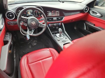 Alfa Romeo Giulia II Sedan Facelifting 2.0 Turbo 280KM 2021 Alfa Romeo Giulia Sport 2021 2.0l 2.0 Benzyna 280KM, zdjęcie 8