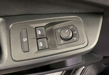 Ford Tourneo Connect III 2022 Ford Tourneo Connect Gwarancja Fabryczna 13 tys km Navi 2.0 Diesel 122KM, zdjęcie 11