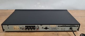 Luxman T-111L - стерео тюнер