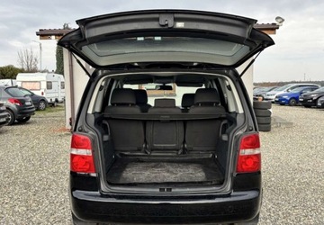 Volkswagen Touran I 2.0 TDI 140KM 2004 Volkswagen Touran Polski salon 2.0 Diesel 141KM, zdjęcie 7