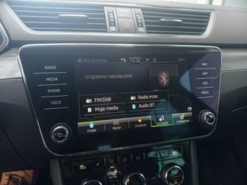 Skoda Superb III Kombi Facelifting 2.0 TDI SCR 200KM 2021 Skoda Superb Superb Combi Style 2.0 TDI 200 KM DSG Matrix Pano Webas Hak, zdjęcie 17