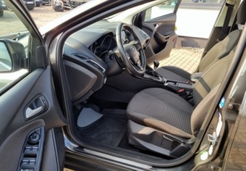 Ford Focus III Kombi Facelifting 1.5 EcoBoost 150KM 2018 Ford Focus 1,5 Benzyna 150KM Xenon Navi Kamera Led Serwis 1.5 Benzyna, zdjęcie 4