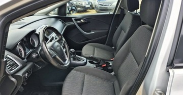 Opel Astra J Sports Tourer Facelifting 1.4 Turbo ECOTEC 120KM 2013 Opel Astra BENZYNA nawigacja KAMERA LIFT super okazja polecamy, zdjęcie 28