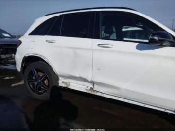 Mercedes GLC C254/X254 2022 Mercedes-Benz GLC 300 4Matic 2022 2.0 Benzyna 255KM, zdjęcie 7