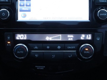 Nissan X-Trail III Terenowy 2.0 dCi 177KM 2017 Nissan X-Trail 2.0 dCi, Salon Polska, zdjęcie 15