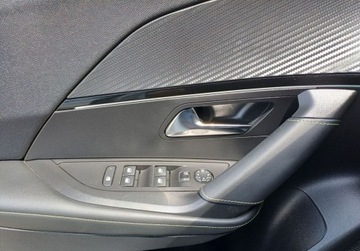 Peugeot 2008 II SUV 1.2 PureTech 130KM 2023 Peugeot 2008 GT Automat 130 KM I wl. GWARANCJA 1.2 Benzyna 130KM, zdjęcie 22