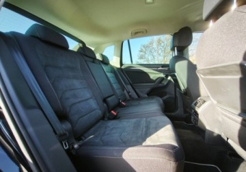 Volkswagen Tiguan II SUV 1.5 TSI EVO 150KM 2020 Volkswagen Tiguan Highline Pakiety, ACC, Podgrzewane fotel, GPS, Kamera c, zdjęcie 8