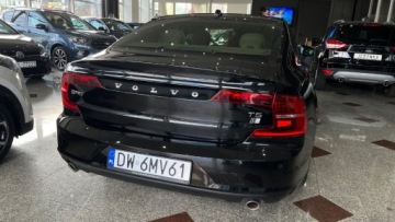 Volvo S90 II Sedan 2.0 T5 250KM 2019 Volvo S90 2.0 Turbo benzyna 250 km Polski salon Bogsata wersja wyposazenia, zdjęcie 17