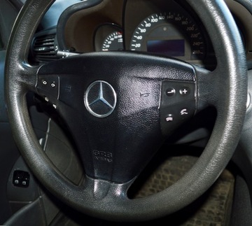 Mercedes 2002 MERCEDES-BENZ KLASA C coupe C 180 129 KM, zdjęcie 34