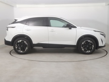 Nissan Qashqai III Crossover Facelifting 1.3 DIG-T MHEV 158KM 2025 Nissan Qashqai 1.3 DIG-T MHEV, 1. Właściciel, zdjęcie 5