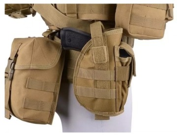 Универсальная кобура с подсумком для магазинов Olive.