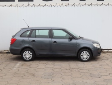 Skoda Fabia II Kombi 1.4 i 16V 85KM 2008 Skoda Fabia 1.4 16V, Salon Polska ,Bezkolizyjny, zdjęcie 5
