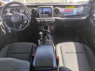 Jeep Gladiator 2022 Jeep Gladiator Sport 2022 3.6l 3.6 Benzyna 285KM, zdjęcie 8