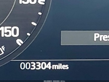 Land Rover Defender IV (L663) 2025 Land Rover Defender 110 P400 X-Dynamic SE 2025 3.0l 3.0 Benzyna 395KM, zdjęcie 11