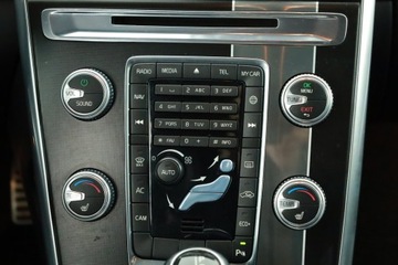 Volvo XC60 I SUV Facelifting 2.0 D3 DRIVE-E 150KM 2016 Volvo XC60 D3, Automat, Skóra, Navi, Xenon, zdjęcie 14