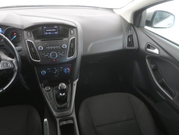 Ford Focus III Kombi Facelifting 1.5 TDCi 120KM 2017 Ford Focus 1.5 TDCi, Salon Polska, Serwis ASO, zdjęcie 7