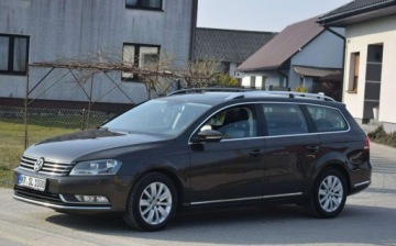Volkswagen Passat B7 Variant 2.0 TDI CR DPF BlueMotion 140KM 2014 Volkswagen Passat 2.0D 2014r Navi Panorama Skora 2 KPL Opon Sprowadzony