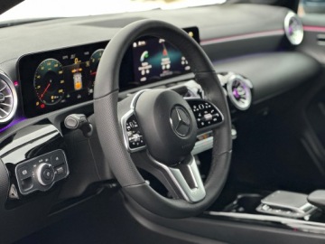 Mercedes CLA C118/X118 Shooting Brake 2.0 200d 150KM 2022 Mercedes-Benz CLA 2.0d 4matic Gwarancja/TOP-LED/TABLET /Bezwypadek/F-VAT23%, zdjęcie 12