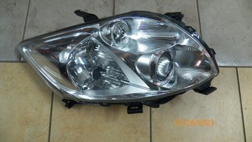 LAMPA PRAWA PRZÓD TOYOTA AURIS 81130-12A30