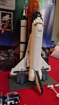 LEGO Creator Expert 10213 Приключения на шаттле