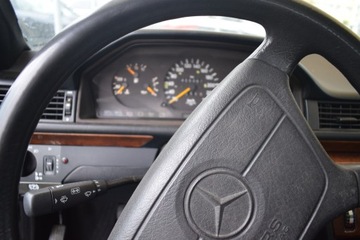 Mercedes W124 Coupe 2.0 136KM 1994 COUPE + LPG Szyberdach Klima BEZ RDZY! Zabytkowy, zdjęcie 7