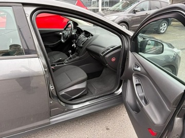 Ford Focus III Hatchback 5d facelifting 1.0 EcoBoost 125KM 2015 Ford Focus 1.0 EcoBoost Klima Salon PL 2015, zdjęcie 16