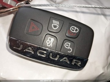 Jaguar F-Type 2020 Jaguar F-Type 2020 Jaguar F-TYPE Coupe Auto P300 2.0 Benzyna 296KM, zdjęcie 9