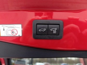 Toyota C-HR II SUV 2.0 Hybrid Dynamic Force 197KM 2024 Toyota C-HR 2.0 Hybrid Executive 2.0 Hybrid Dynami, zdjęcie 13