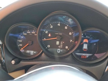 Porsche Macan 2021 Porsche Macan 2021 2.0l 2.0 Benzyna 248KM, zdjęcie 9
