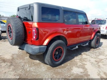 Ford Bronco V 2022 Ford Bronco Outer Banks 2022 2.3l 2.3 Benzyna 275KM, zdjęcie 4