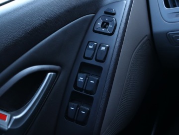 Hyundai ix35 SUV Theta 2.0 MPI 163KM 2010 Hyundai ix35 2.0 CVVT, Salon Polska, Serwis ASO, zdjęcie 18