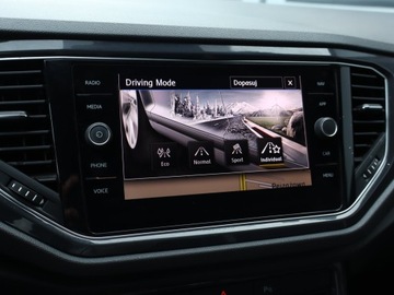 Volkswagen T-Roc I SUV 1.5 TSI ACT 150KM 2019 VW T-Roc 1.5 TSI, Salon Polska, Skóra, Navi, zdjęcie 15