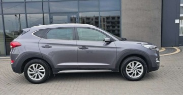 Hyundai Tucson III SUV 1.6 GDI 132KM 2017 Hyundai Tucson 102.000 km benzyna 2017r. Skora. 1.6 Benzyna 132KM, zdjęcie 3