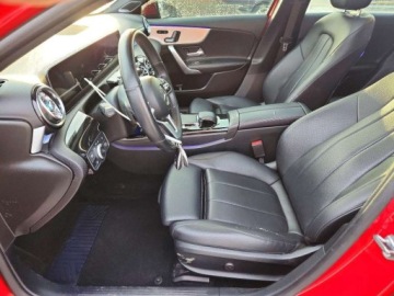 Mercedes Klasa A W177/V177 2019 Mercedes-Benz Klasa A 220 2019 2.0 Benzyna 188KM, zdjęcie 7