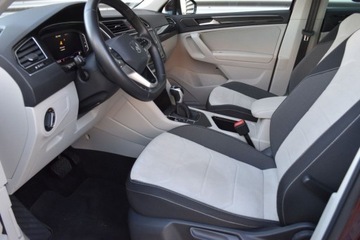 Volkswagen Tiguan II SUV Facelifting 1.5 TSI 150KM 2022 Volkswagen Tiguan SalonPL 1.5TSI 150KM Elegance DSG7IQ Led MatrixACCGwaran, zdjęcie 26