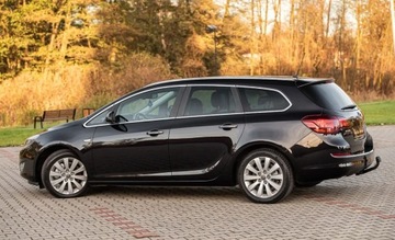 Opel Astra J Sports Tourer 1.7 CDTI ECOTEC 125KM 2011 Opel Astra 1,7CDTI COSMO Chip na 155KM Xenon Ledy Pol Skora Full Alu Polec, zdjęcie 9