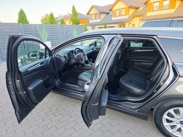 Ford Mondeo V Kombi 1.6 TDCi 115KM 2015 Ford Mondeo TITANIUM___Skora Navi Kamera Convers KeylessGo SONYsync___, zdjęcie 16