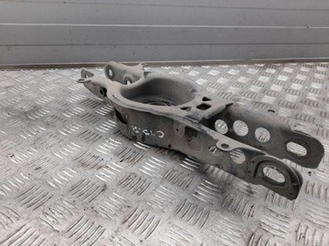 22947075 KOLENO ZADNÍ PRAVÝ 3.6 AWD 199 2014 CADILLAC CTS