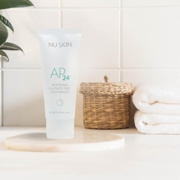 Nu Skin AP24, Отбеливающая зубная паста, с фтором, 110 г