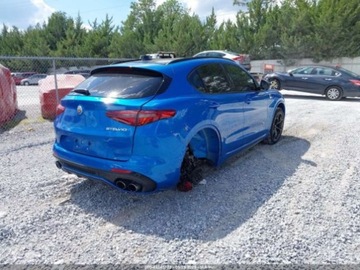 Alfa Romeo Stelvio 2022 Alfa Romeo Stelvio Quadrifoglio 2022 2.9l 2.9 Benzyna 505KM, zdjęcie 5
