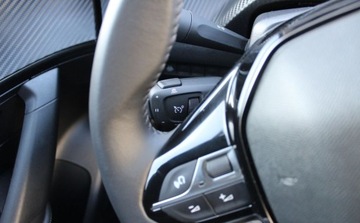 Peugeot 2008 II SUV 1.2 PureTech 130KM 2022 Peugeot 2008 Duzo Opcji Gwarancja od RiA 1.2 Benzyna 130KM, zdjęcie 9