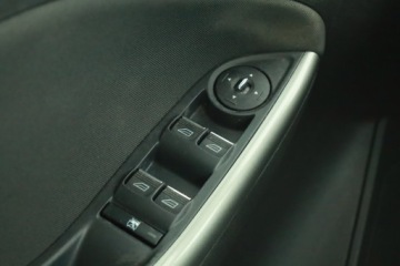 Ford Focus III Hatchback 5d facelifting 1.6 Ti-VCT 125KM 2014 Ford Focus 1.6 i, Salon Polska, Klima, Tempomat, zdjęcie 13