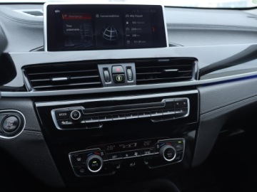 BMW X1 U11 Crossover 1.5 18i 136KM 2022 BMW X1 sDrive18i, Salon Polska, Serwis ASO, zdjęcie 11